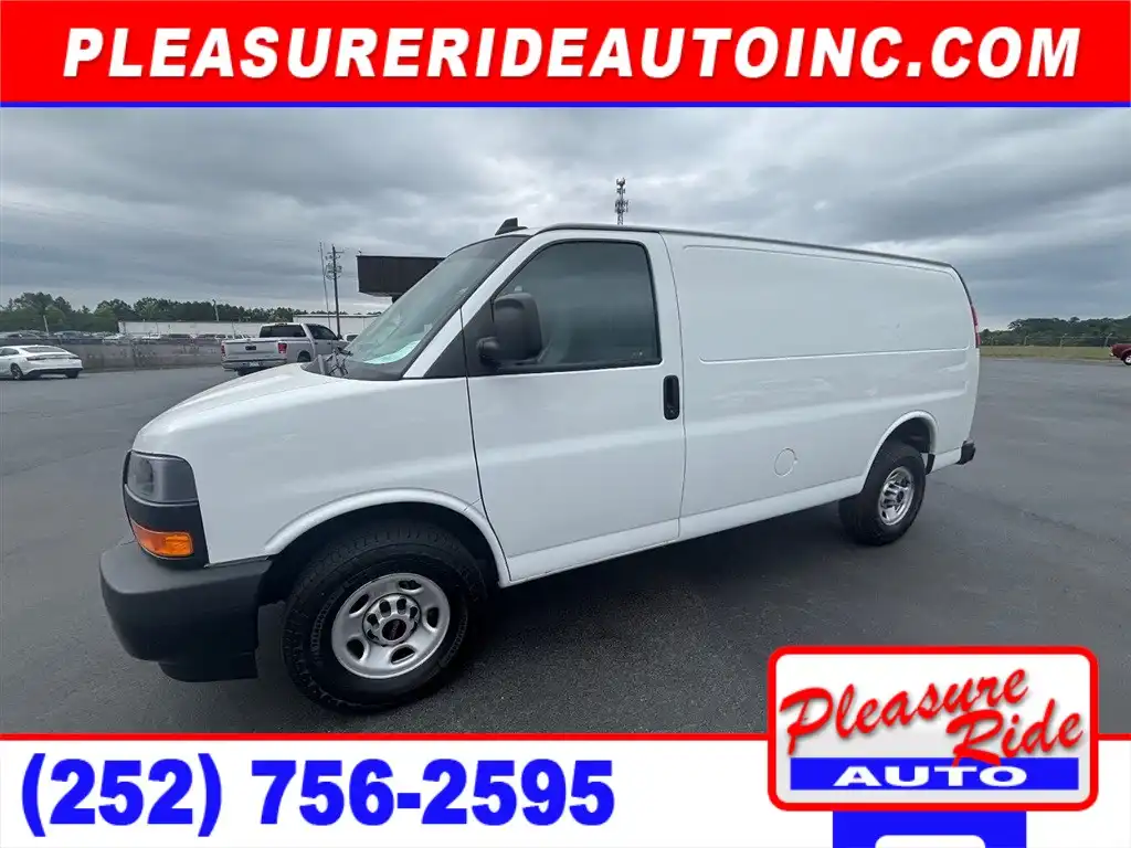 2023 GMC Savana 2500's photo