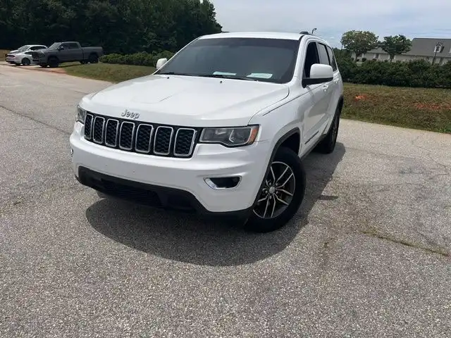 2018 Jeep Grand Cherokee Laredo E 4WD's photo