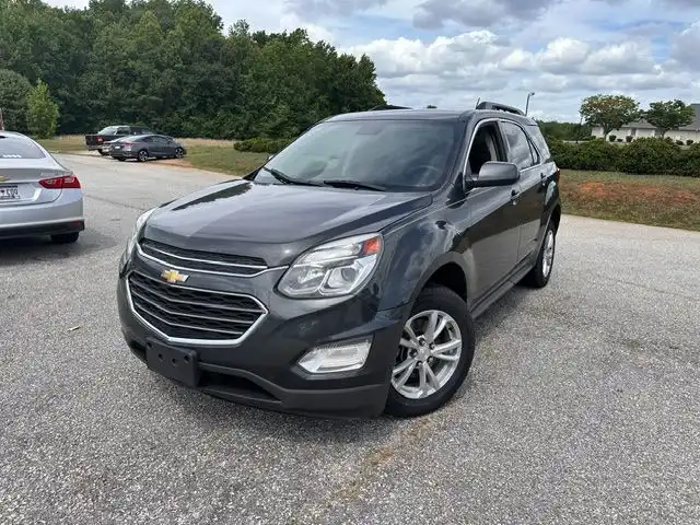 2017 Chevrolet Equinox AWD LT's photo