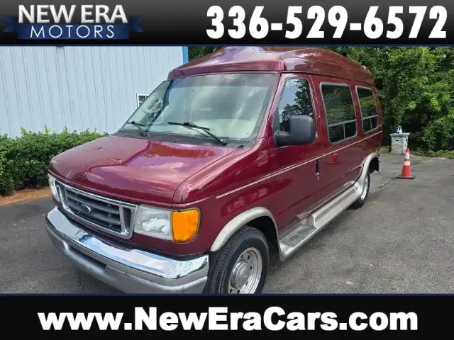 2003 Ford E-Series E-250 Van's photo