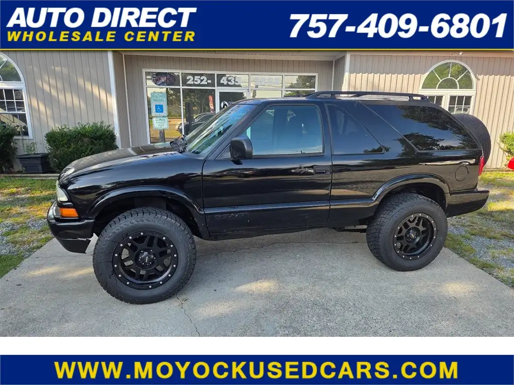 2004 Chevrolet Blazer LS 4WD's photo