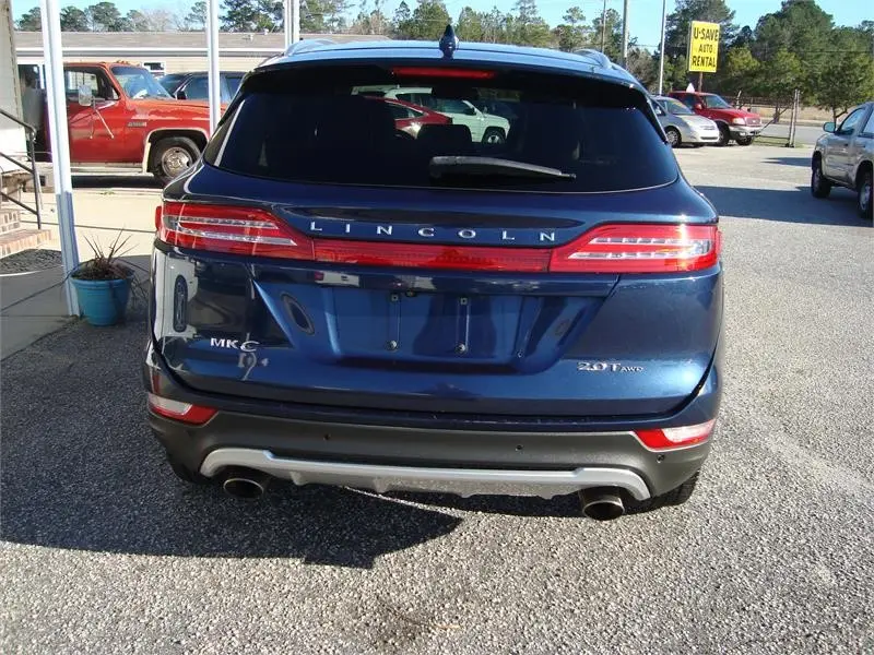 2017 Lincoln MKC Reserve AWD photo 4