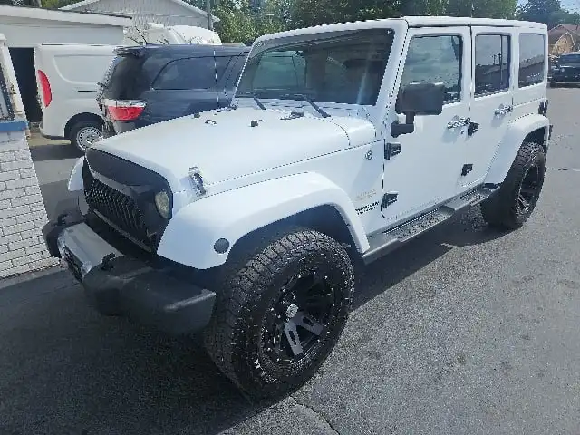 2015 Jeep Wrangler Sahara's photo