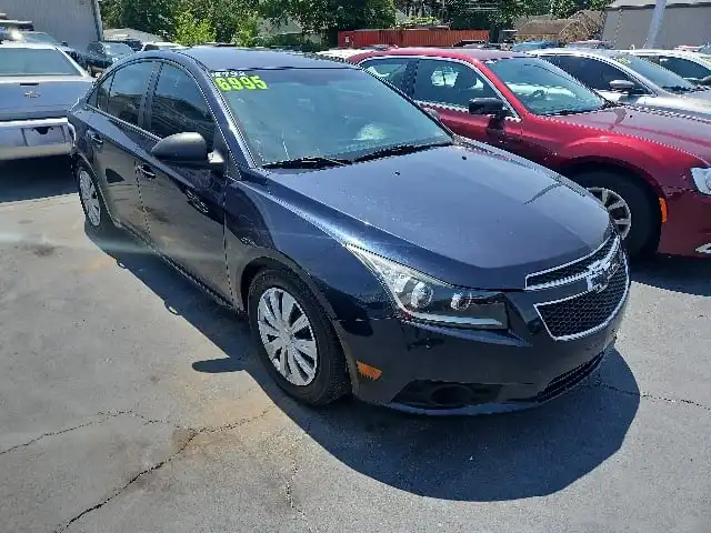 2014 Chevrolet Cruze LS Auto's photo