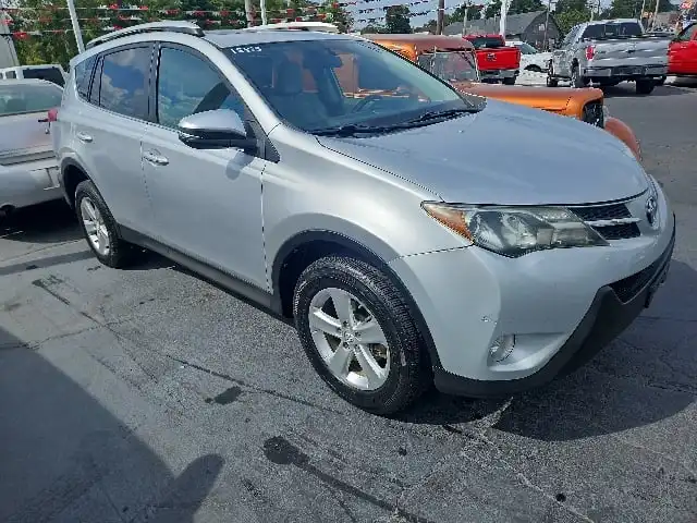 2013 Toyota RAV4 XLE AWD's photo