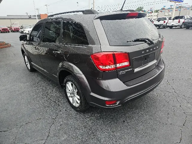 2017 Dodge Journey SXT AWD photo 4