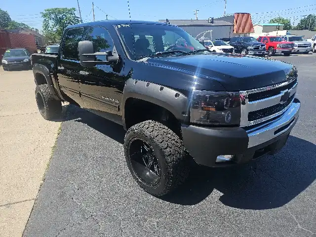 2012 Chevrolet Silverado 1500 LT 4X4 Crew Cab's photo