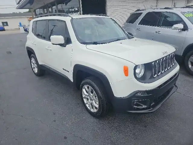 2018 Jeep Renegade Latitude 4x4's photo