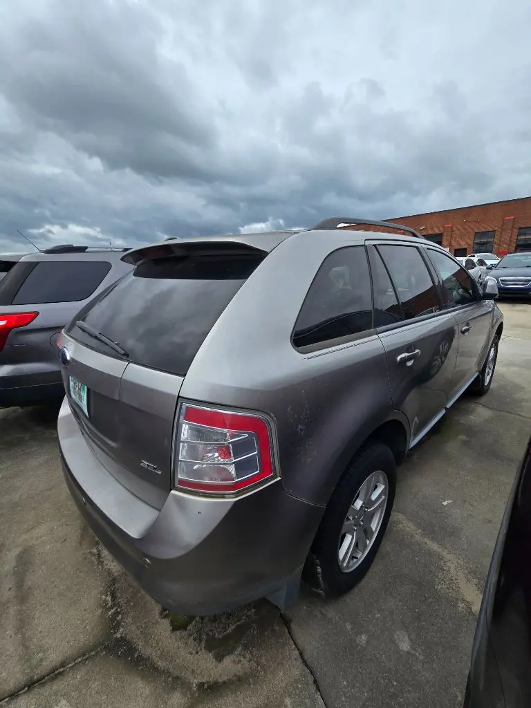 2008 Ford Edge SEL photo 3
