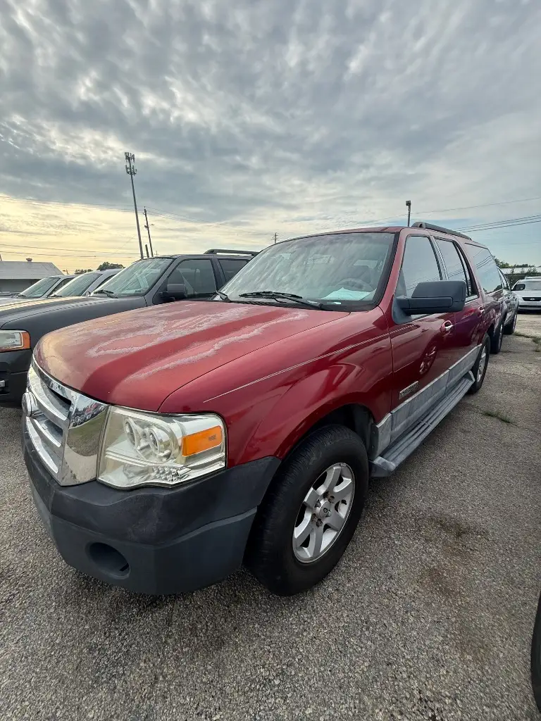 2007 Ford Expedition XLT EL photo 1