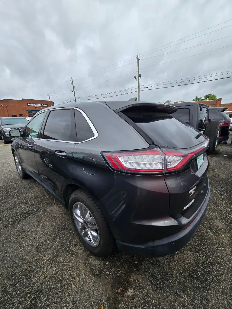 2017 Ford Edge SEL photo 3