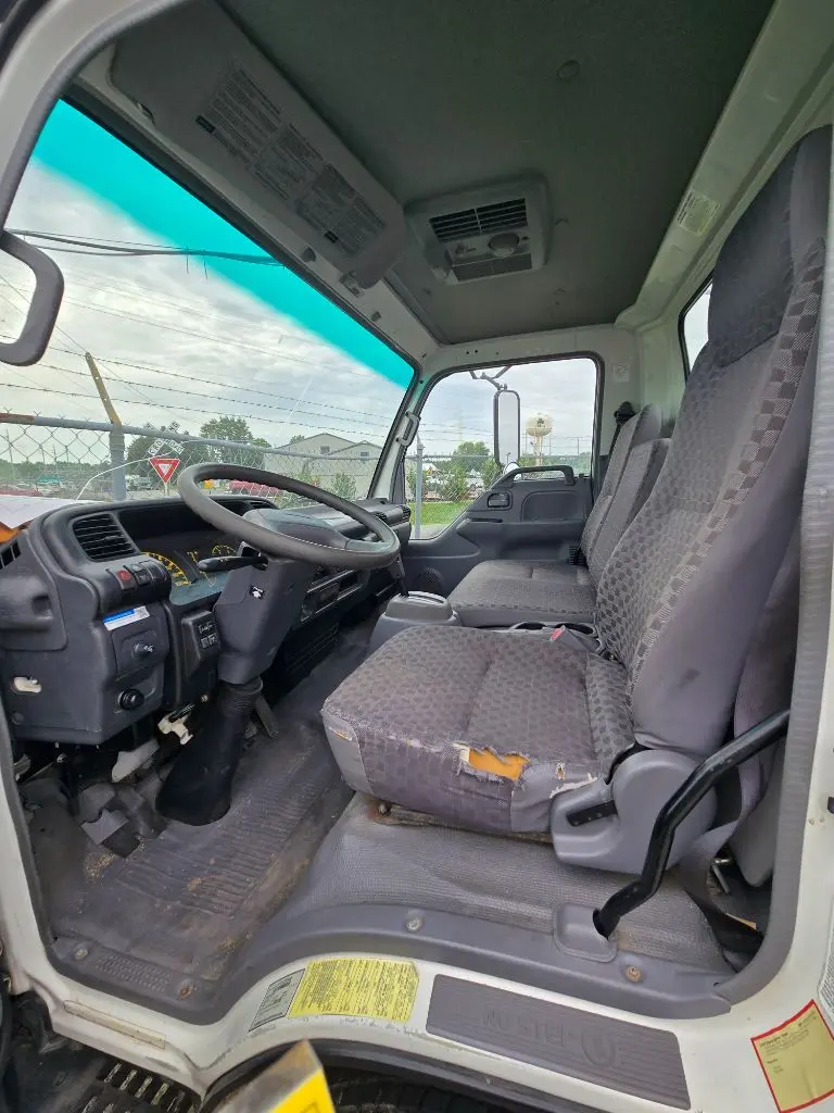 2006 GMC W-Series (Forward) undefined photo 5