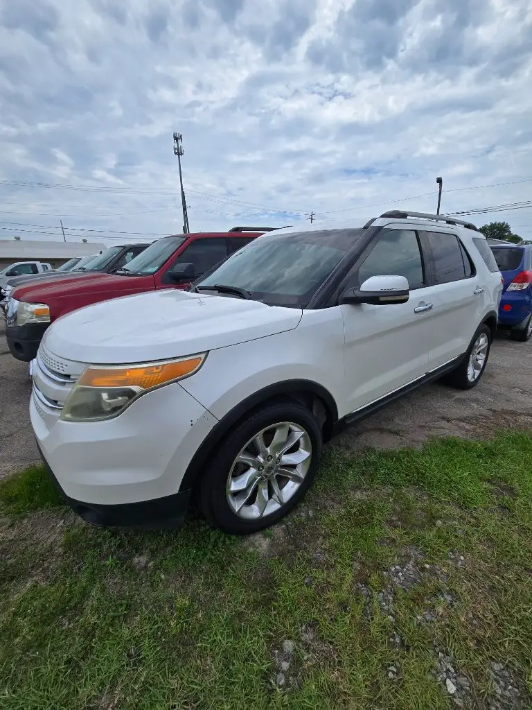 2011 Ford Explorer Limited photo 1