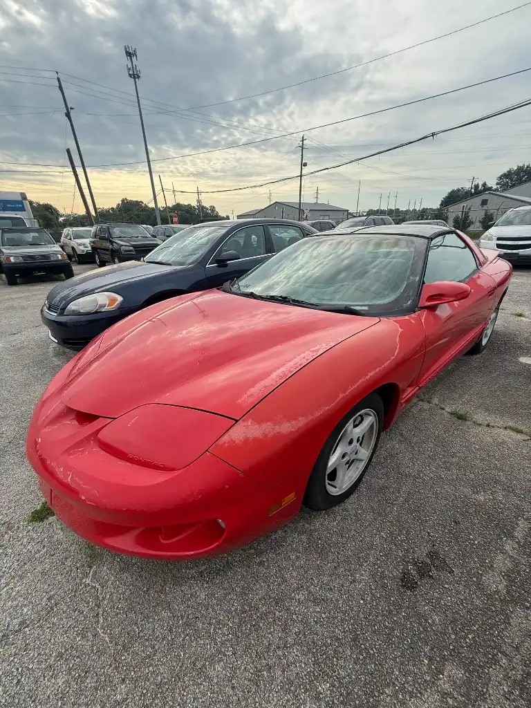 1998 Pontiac Firebird Base's photo
