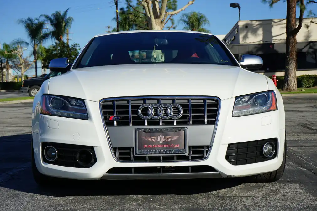 2010 Audi S5 4.2 quattro Tiptronic Premium Plus's photo