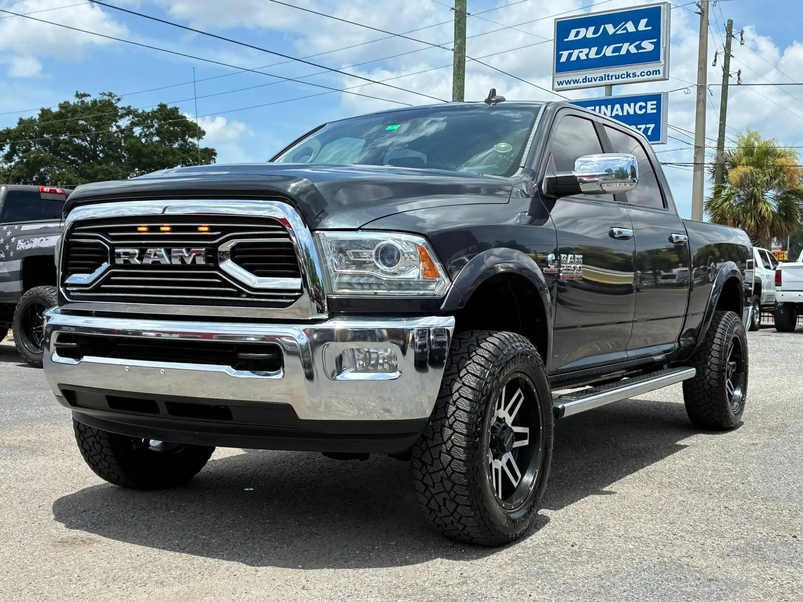 2014 RAM 2500 Laramie 4X4 Crew Cab SWB's photo