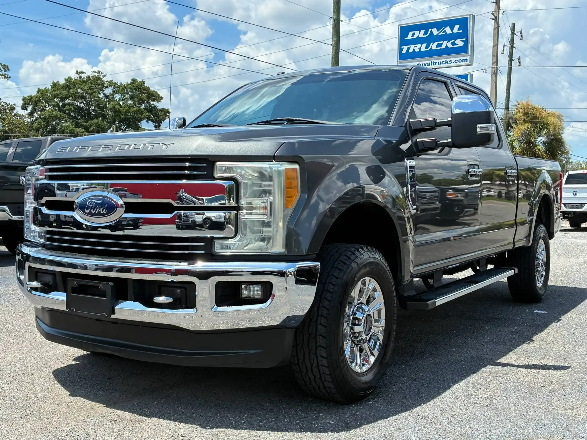 2017 Ford F-250 Lariat 4x4 Crew Cab 8' Box's photo