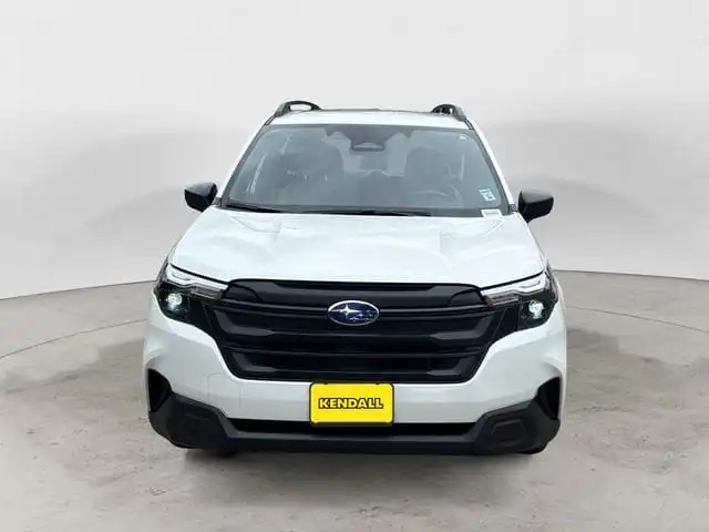 2025 Subaru Forester Base's photo