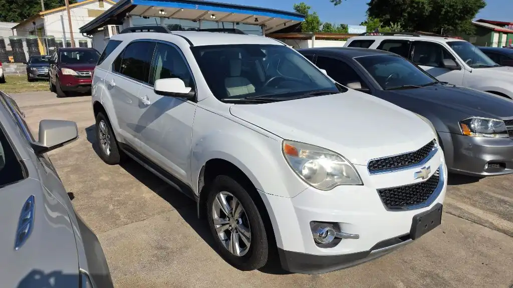 2014 Chevrolet Equinox 2LT's photo