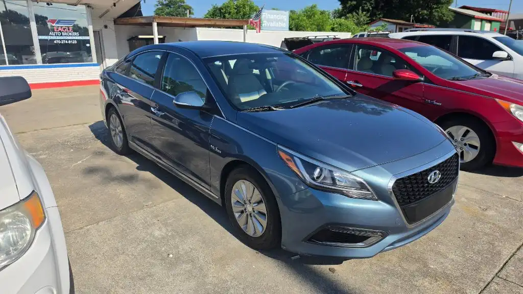 2016 Hyundai Sonata Base's photo