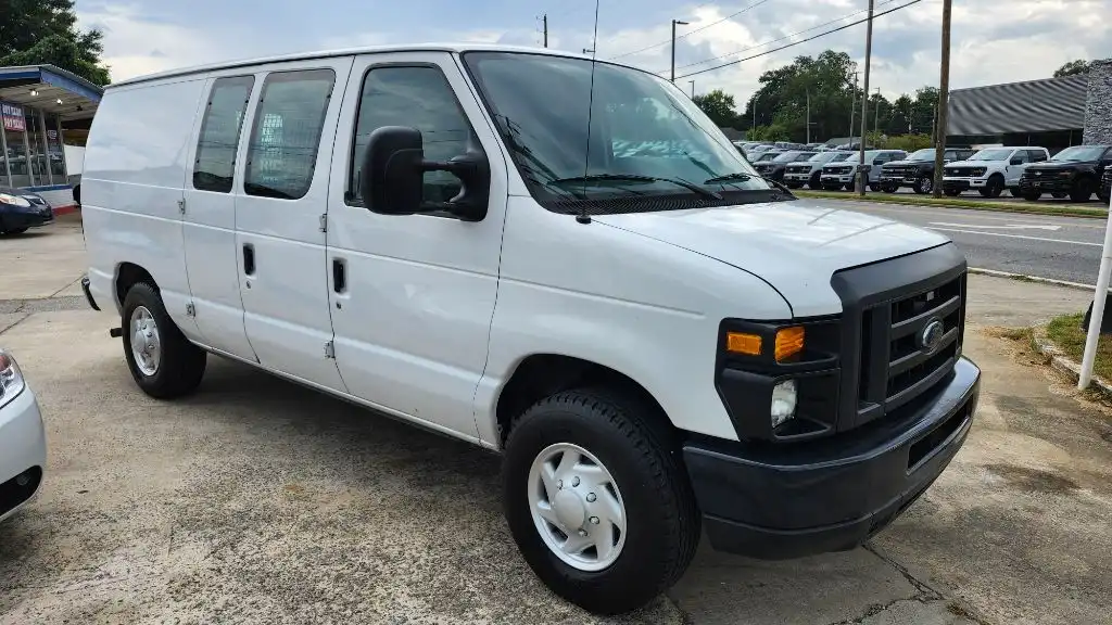2013 Ford E-Series E-150 Van's photo