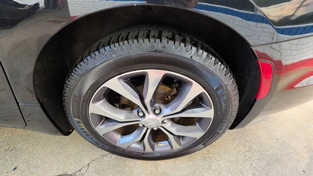 2018 Chrysler Pacifica Limited photo 5
