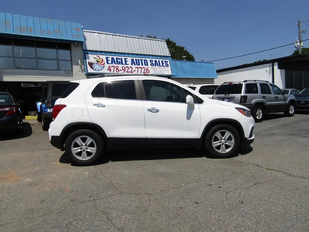 2019 Chevrolet Trax LT photo 1