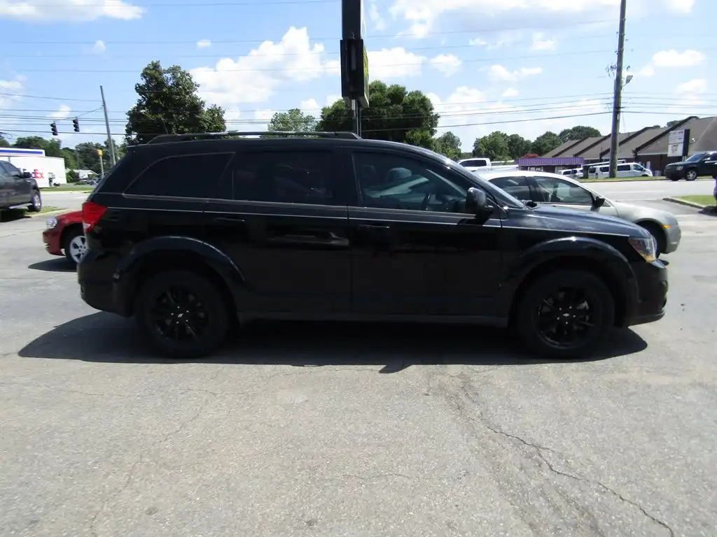 2019 Dodge Journey SE FWD's photo