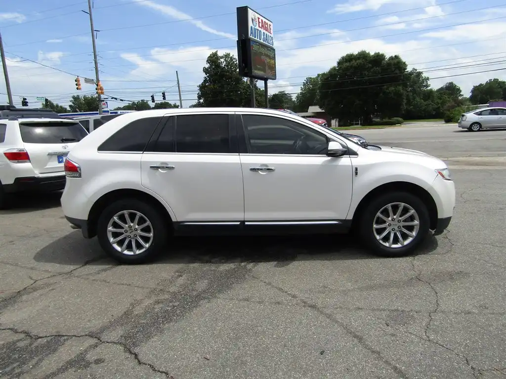 2012 Lincoln MKX FWD's photo