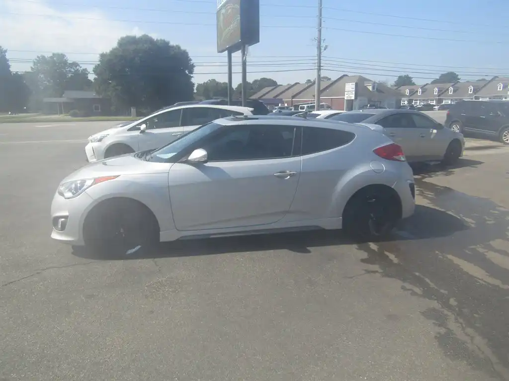 2015 Hyundai Veloster 1.6 Turbo Auto w/ SHIFTRONIC's photo