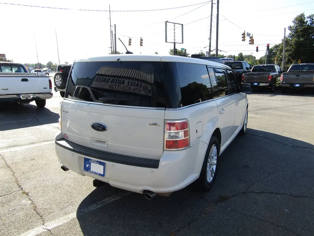 2013 Ford Flex SEL FWD photo 3