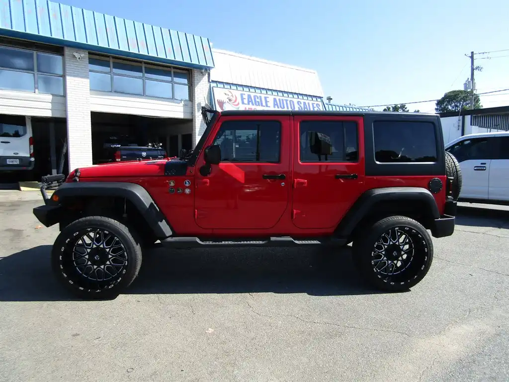 2015 Jeep Wrangler Sport's photo