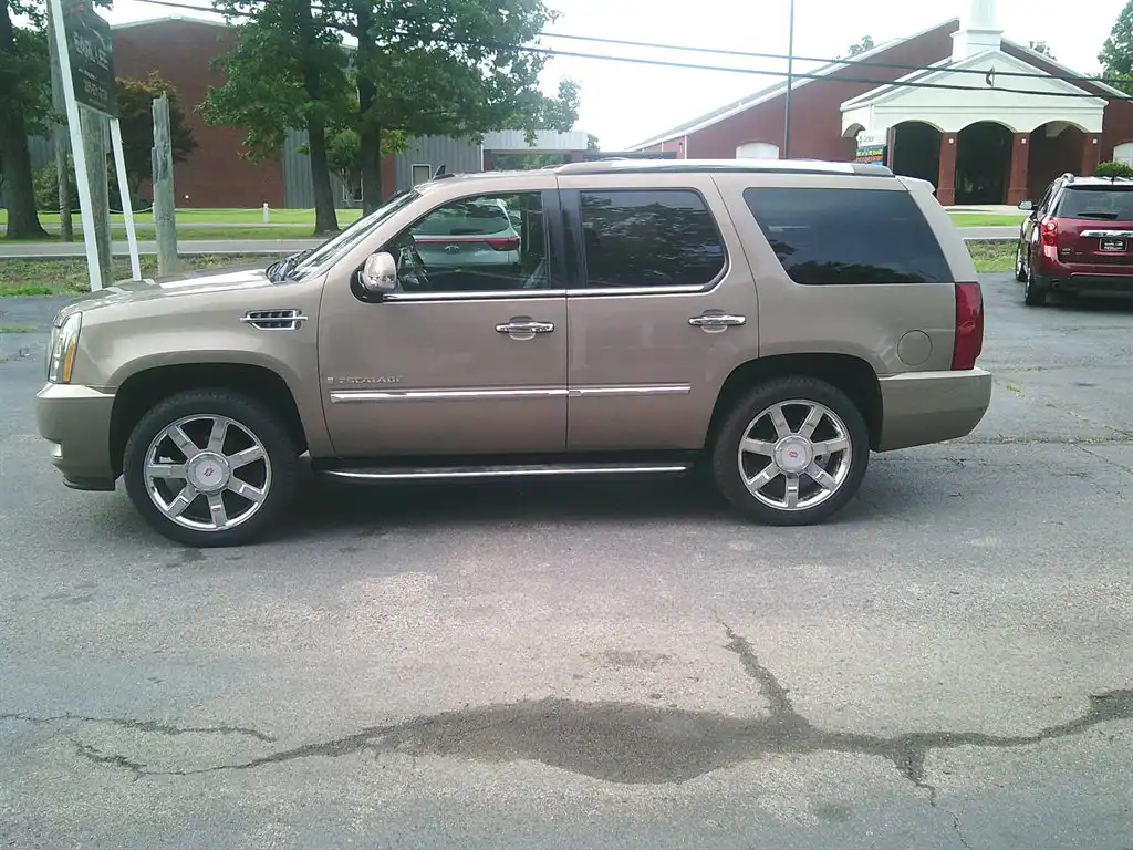 2007 Cadillac Escalade AWD's photo