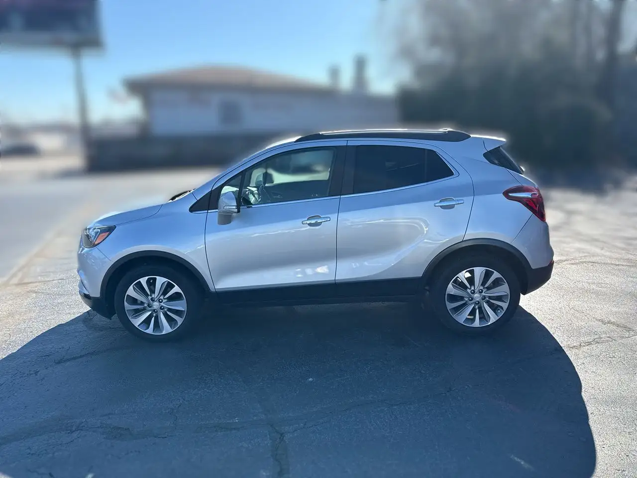 2019 Buick Encore Preferred photo 1