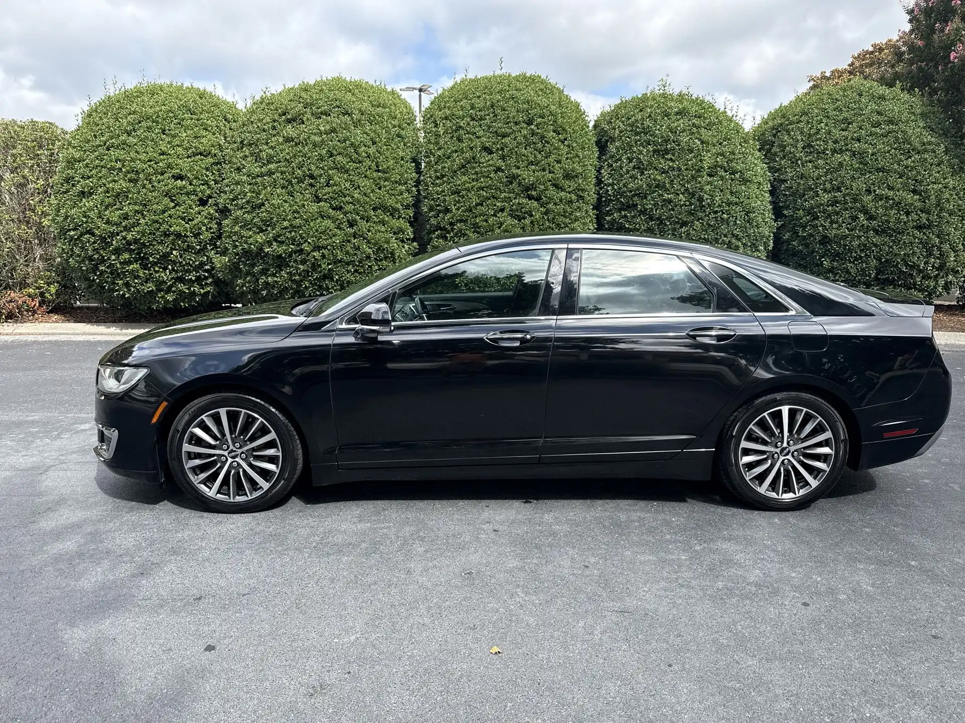2017 Lincoln MKZ Premiere FWD's photo
