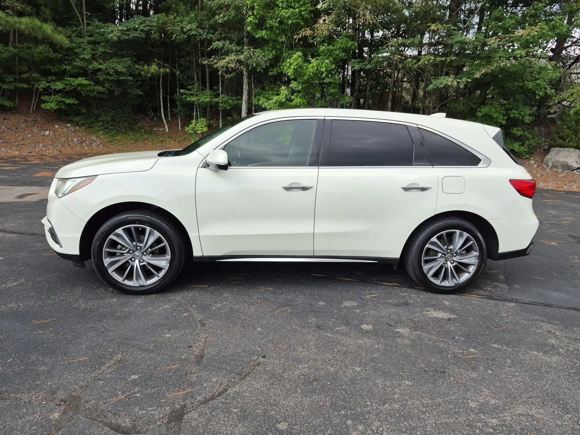2017 Acura MDX w/Technology Package's photo