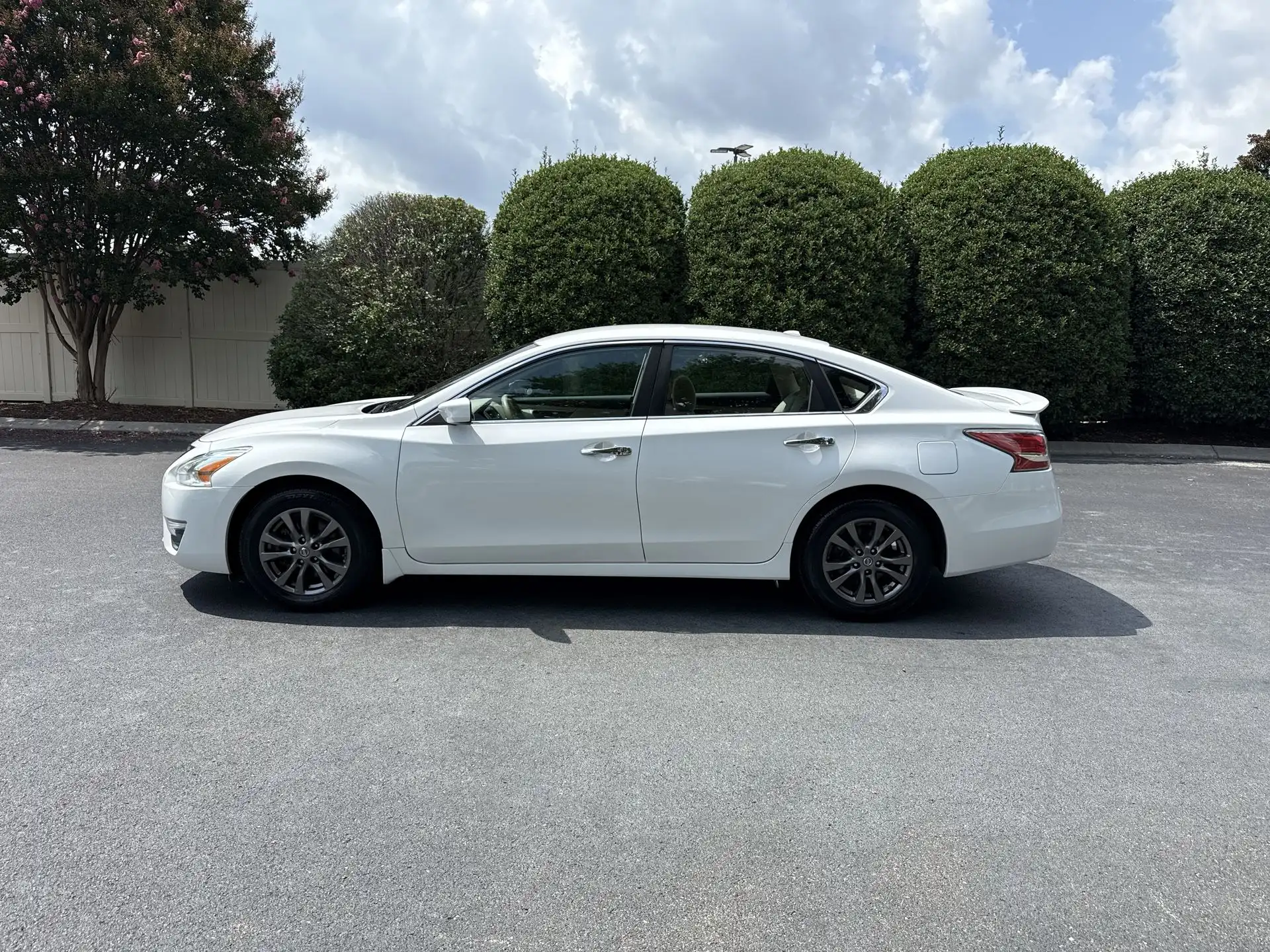 2015 Nissan Altima 2.5 S's photo