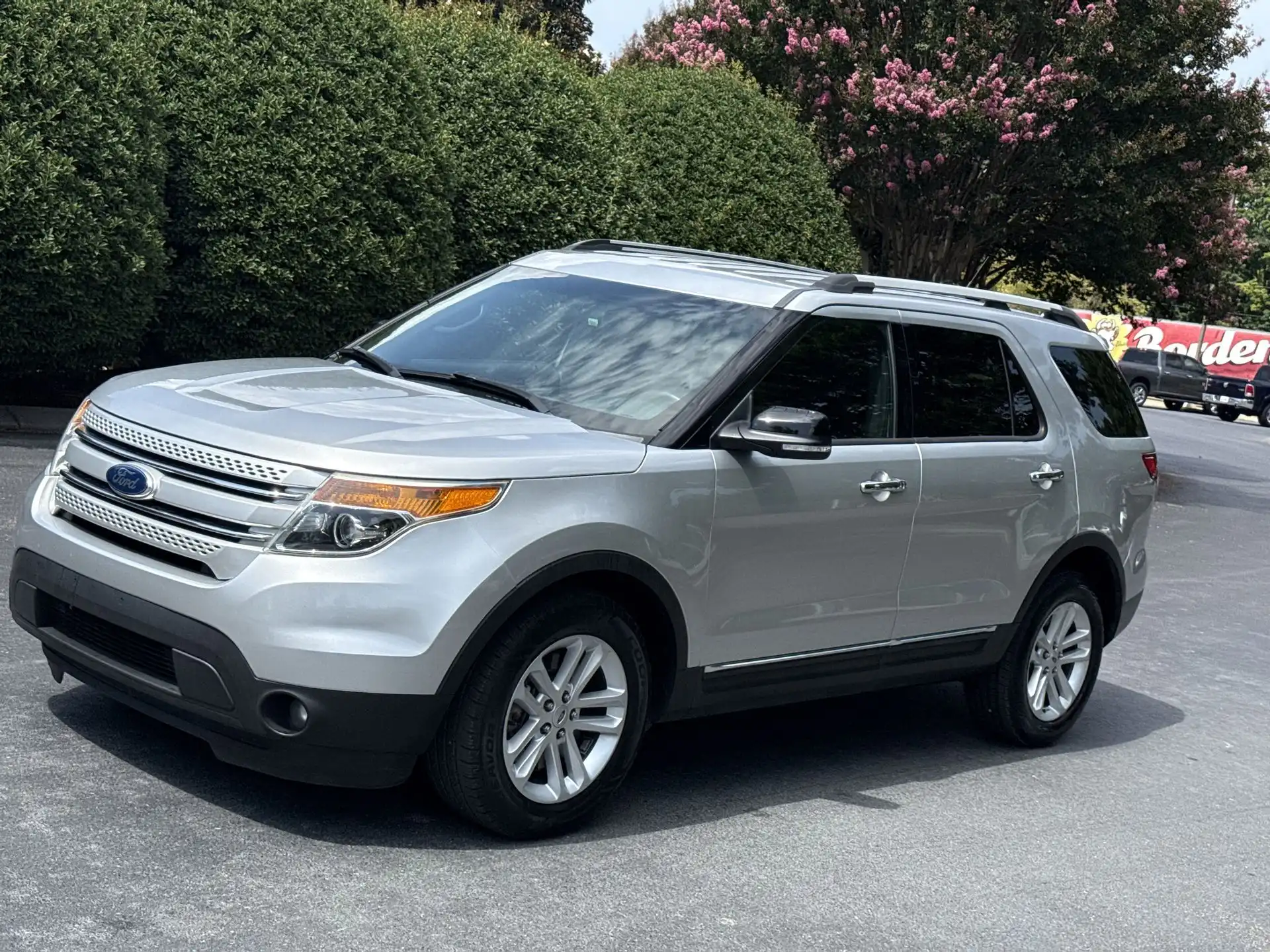 2015 Ford Explorer XLT's photo