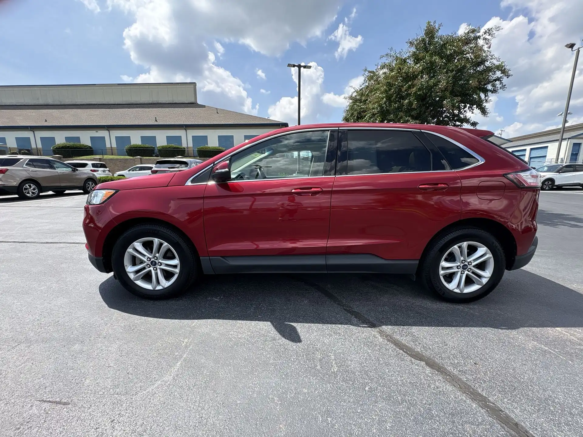 2020 Ford Edge SEL's photo
