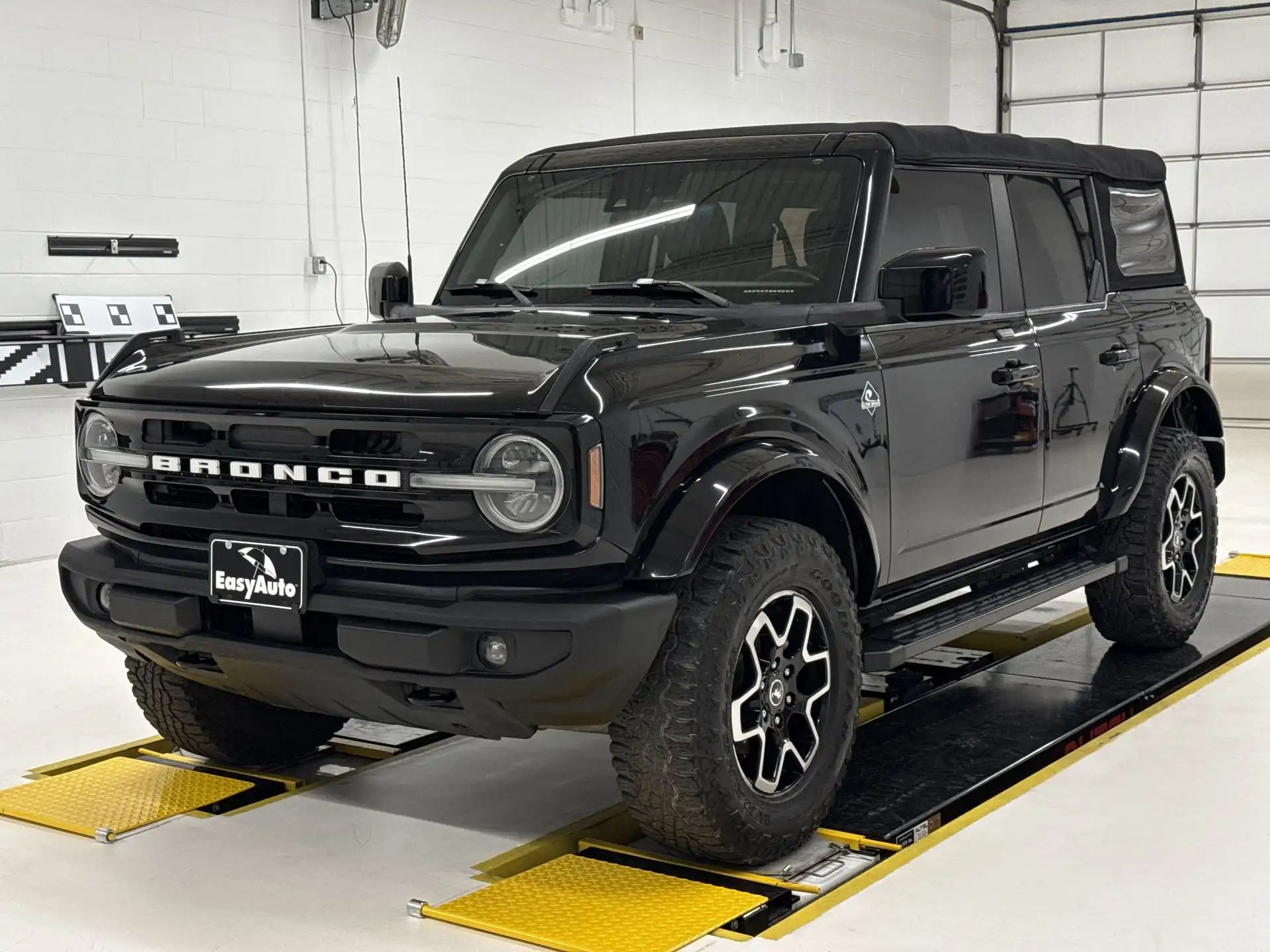 2021 Ford Bronco Outer Banks 4WD's photo