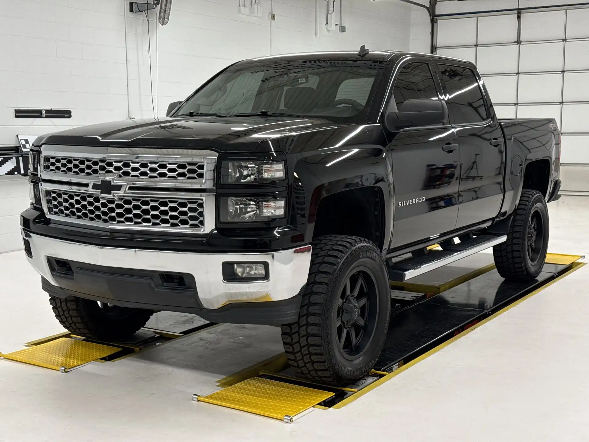 2014 Chevrolet Silverado 1500 LT 4WD Crew Cab Short Box's photo