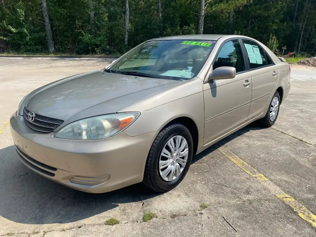 2004 Toyota Camry LE 4AT's photo