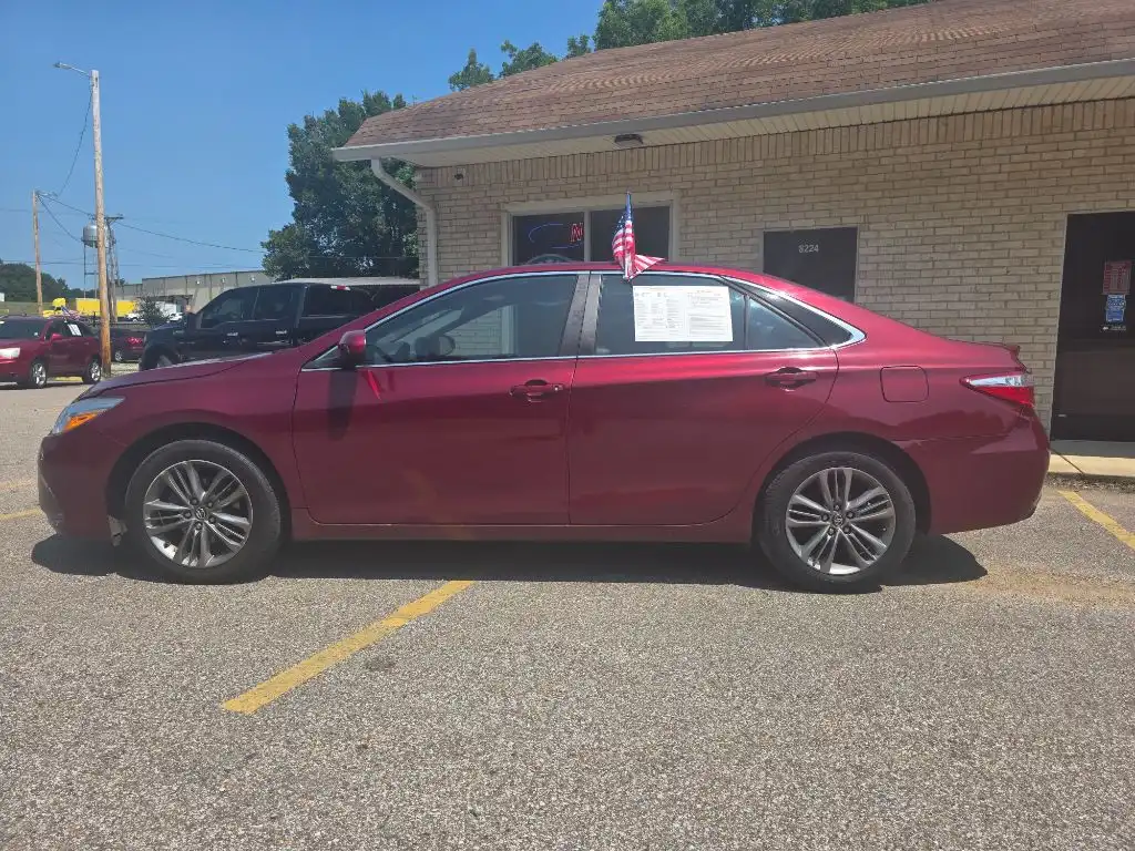 2017 Toyota Camry 2.5 Auto SE's photo