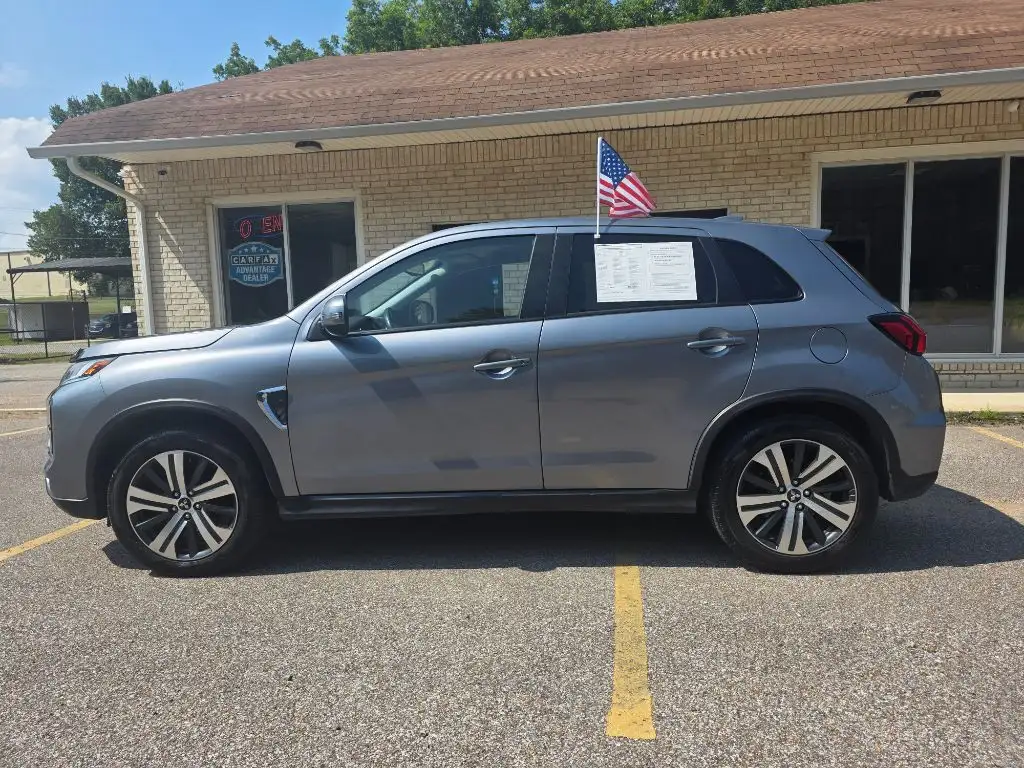 2020 Mitsubishi Outlander Sport 2.0 SE AWC CVT's photo