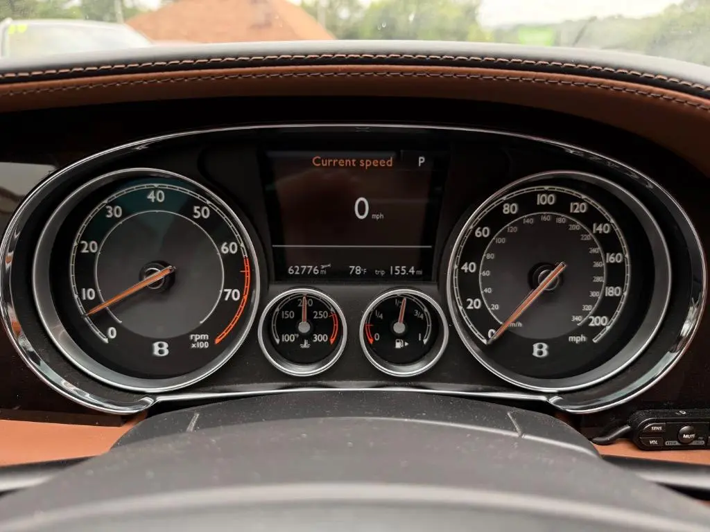 2014 Bentley Flying Spur Base photo 3