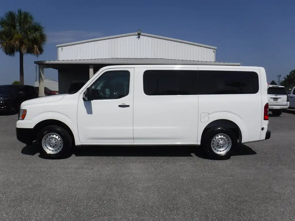 2019 Nissan NV 3500 S V6's photo