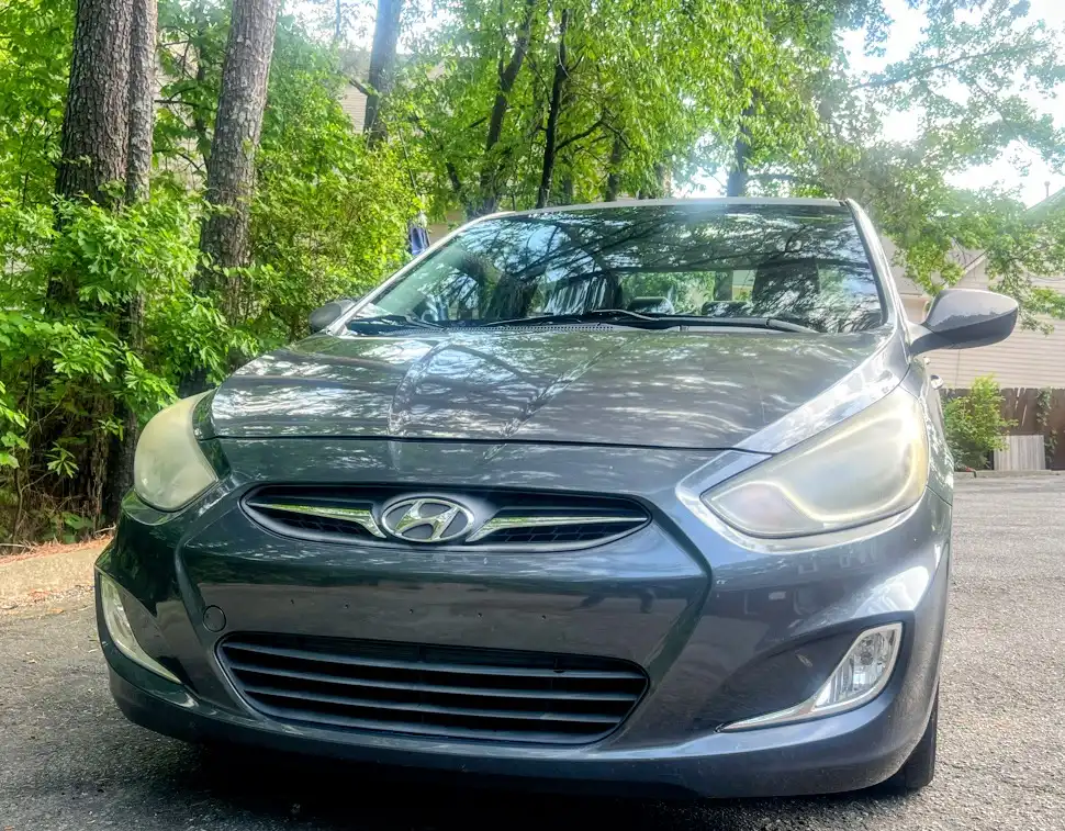 2013 Hyundai Accent GLS 4-Door 6-Speed Automatic's photo