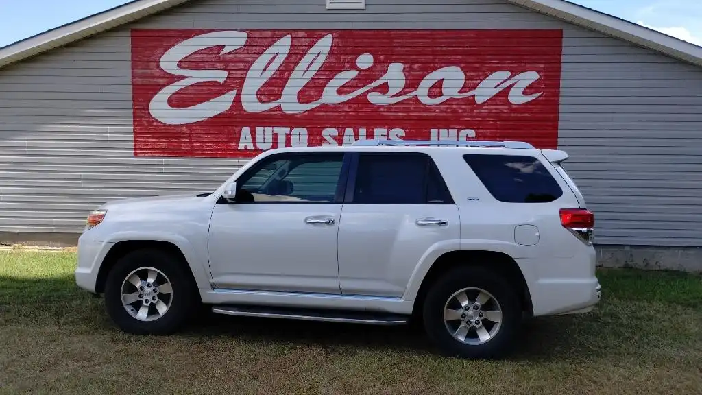 2013 Toyota 4Runner SR5 V6's photo