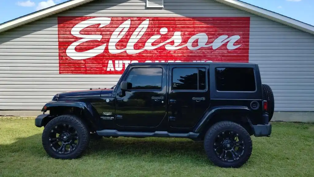 2013 Jeep Wrangler Sahara's photo
