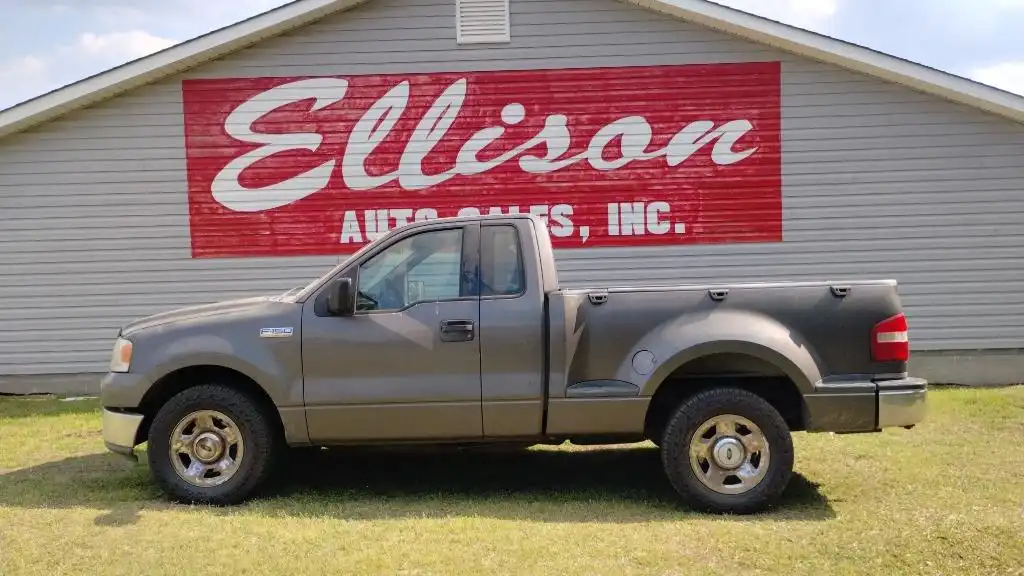 2004 Ford F-150 STX Regular Cab 126-in Flareside's photo
